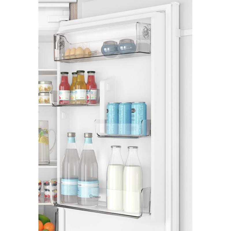 Frigorífico-congelador empotrable Indesit INC18 T112 blanco