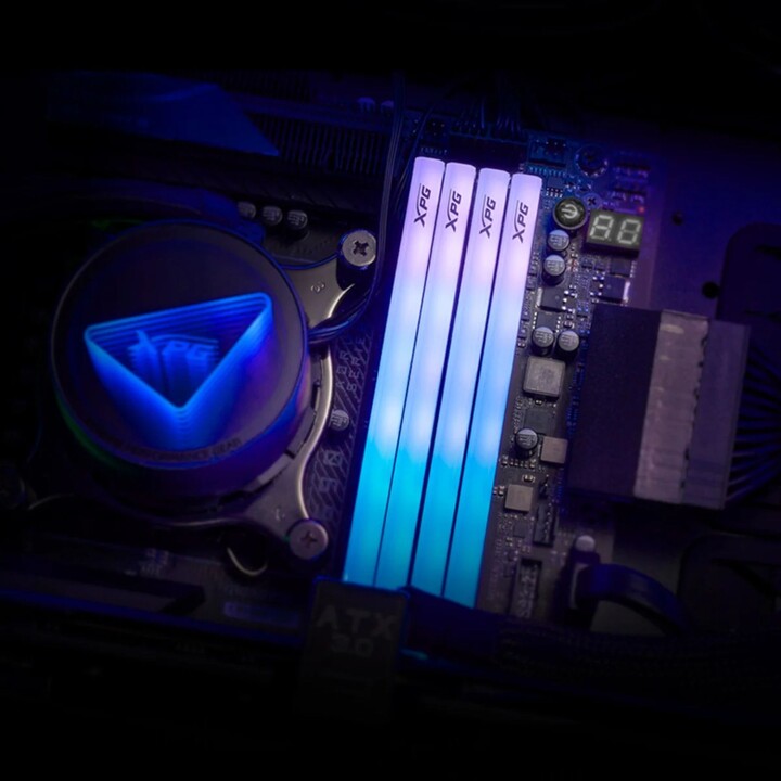 Modulo di memoria ADATA LANCER BLADE RGB 32GB 2 x 16GB DDR5 6000 MHz