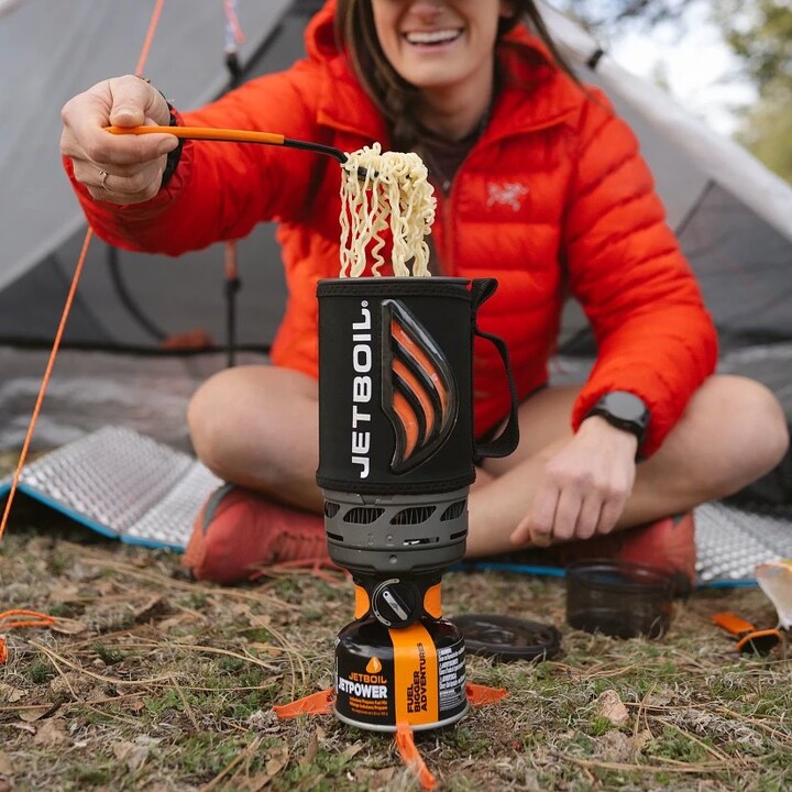 Jetboil, Flash Camping, système de cuisson 1.0L avec indicateur thermique qui change de couleur lors de l'ébullition, Noir gris