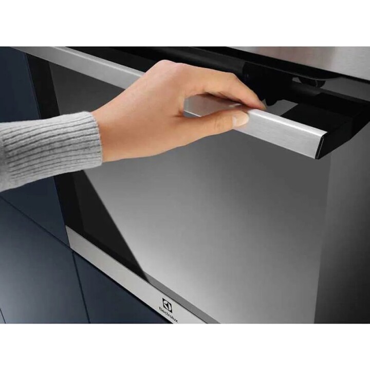 Electrolux EOF4P56X Multifunktionsbackofen 72L 60cm Silber
