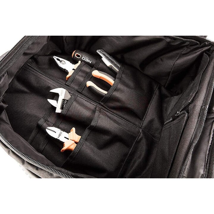 Assembly Backpack On Wheels