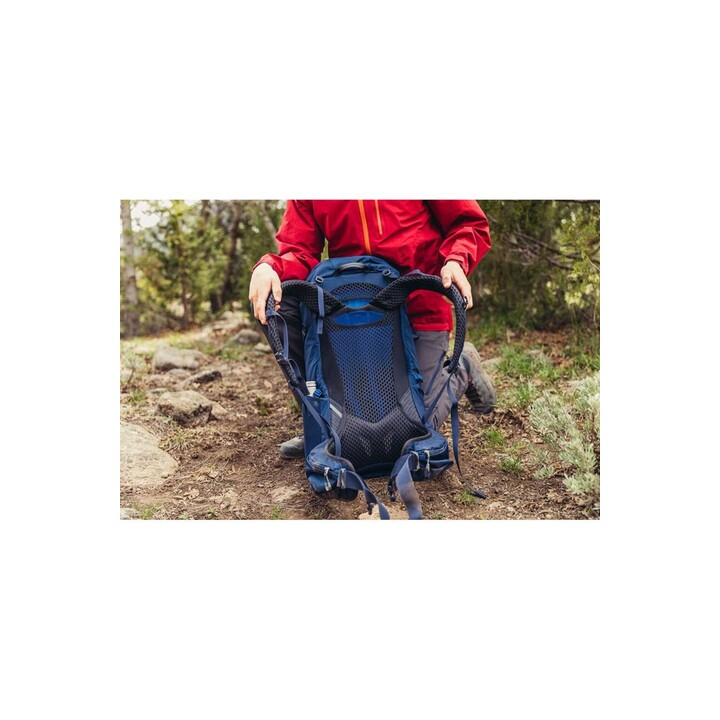 GREGORY Float Zulu 40 Volcanic Black MD/LG trekking backpack