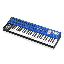 Sintetizzatore ibrido Behringer WAVE