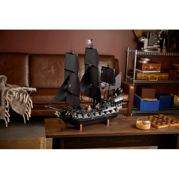 LEGO ICONS 10365 Captain Jack Sparrow´s Pirate Ship