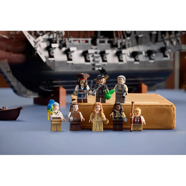 LEGO ICONS 10365 Captain Jack Sparrow´s Pirate Ship