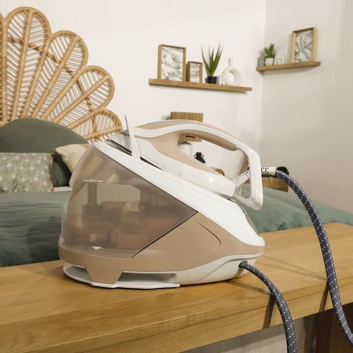 Tefal Pro Express Eco GV9E22E0 estación plancha al vapor 2200 W 1,8 L Durilium AirGlide Autoclean soleplate Beige, Blanco