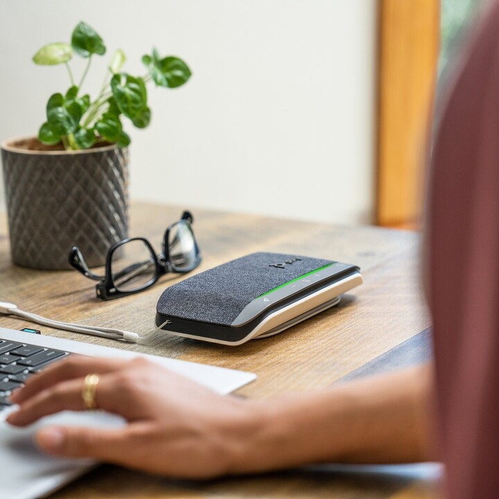 HP Poly Poly Sync 20+ Altifalante Adaptador USB-C/A USB-C/A Bluetooth 5.1 Bateria de 20 horas Altifalante de 40 mm Altifalante d