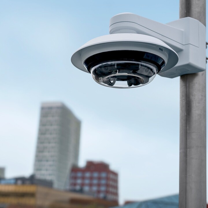 AXIS P3747-PLVE Dome Multidirecional Externo de 4x5MP, 20MP total, 360° IR