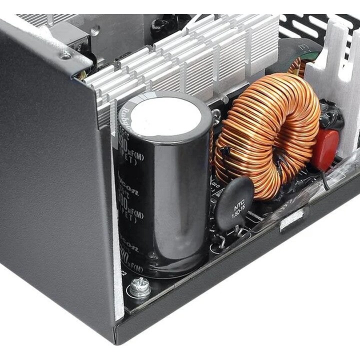 Thermaltake Smart BX1 650W 80 Plus Bronze Power Supply