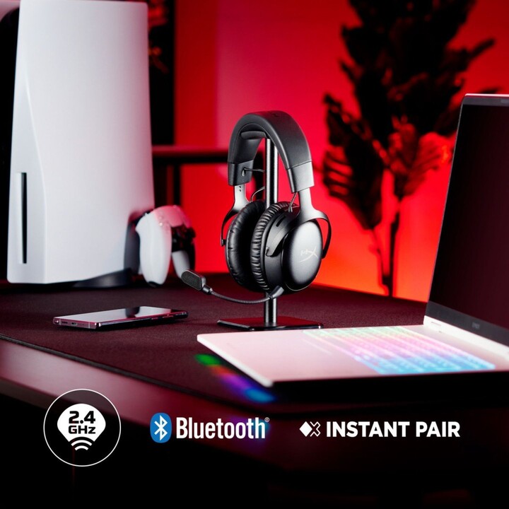 Fone de ouvido sem fio HyperX Cloud III S de 2,4 GHz/Bluetooth com microfone e áudio espacial preto/vermelho