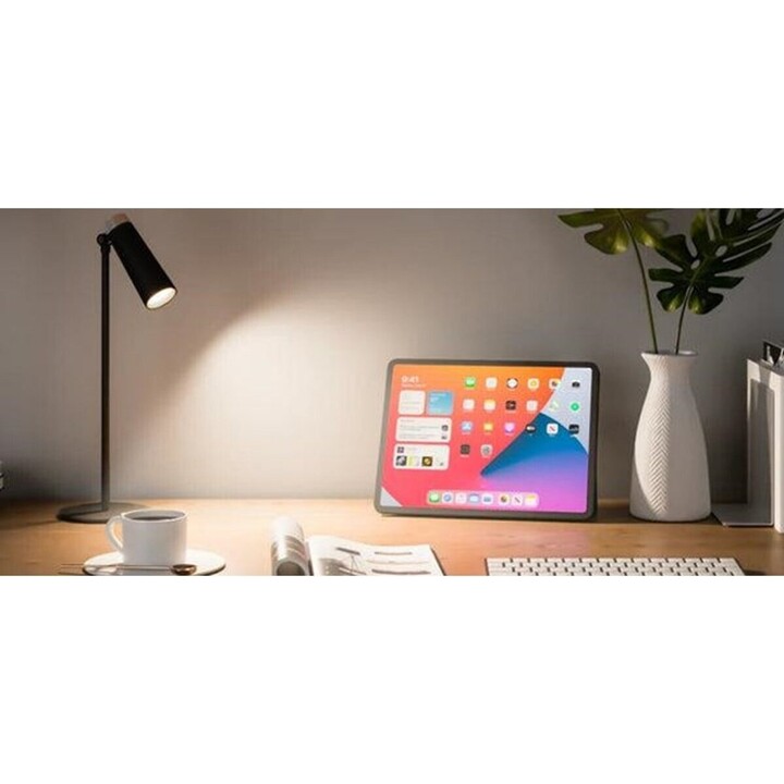 Yeelight 4-in-1 Wireless Desk Lamp with Magnetic USB-C Clip, Black