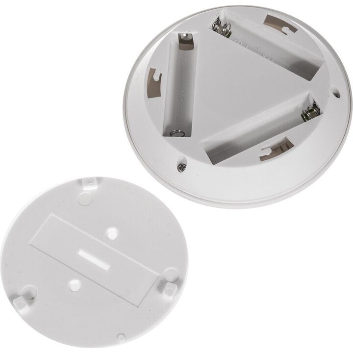 Conjunto de lâmpadas Maclean Energy de 6 LEDs com controle remoto para 3 pilhas AA MCE165
