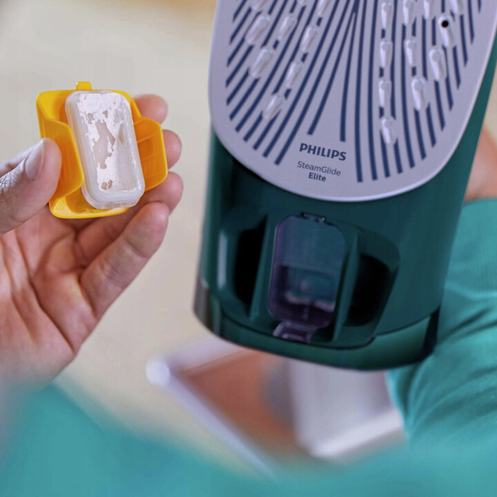 PHILIPS Fer à vapeur - DST7050/70, 80 g/min, 0.3 l, Vert