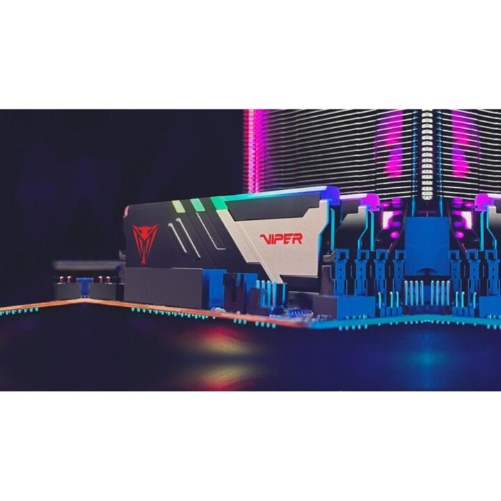 Patriot Viper Venom Memoria RAM 32 GB 2 x 16 GB DDR5 6000 MHz CL36 Intel XMP RGB Nero Bianco