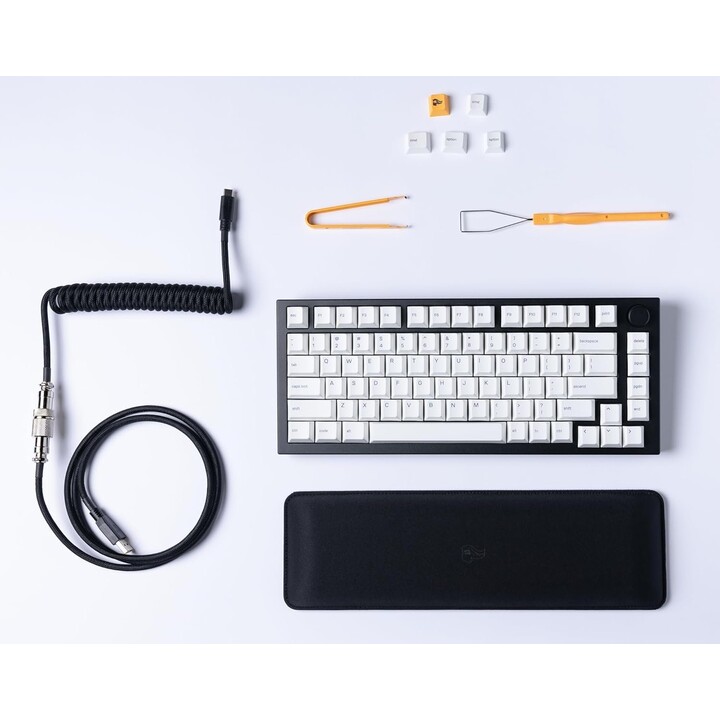 GLORIOUS PC Gaming Race GMMK Pro mechanical gaming keyboard 75% ISO