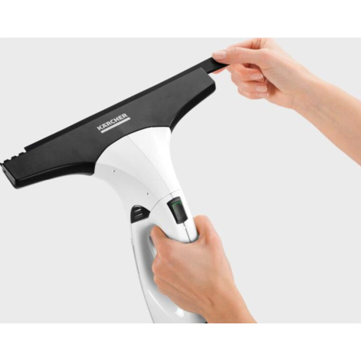 Kärcher WV 2 Plus N D500 Aspirador sin cable para cristales con botella pulverizadora, blanco