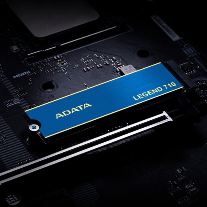 Adata Legend 710 M.2 2TB NVMe NAND Gen3x4 Festplatte