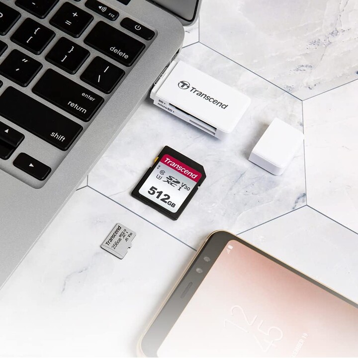 Transcend microSDHC 300S Speicherkarte 8GB Class 10 mit bis zu 95/45 MB/s