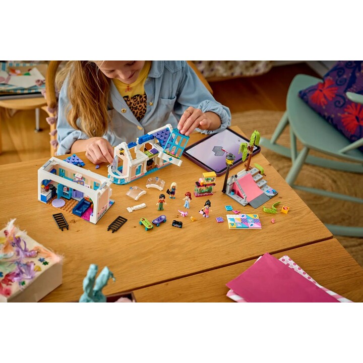 LEGO FRIENDS 42687 Casa da Família da Liann