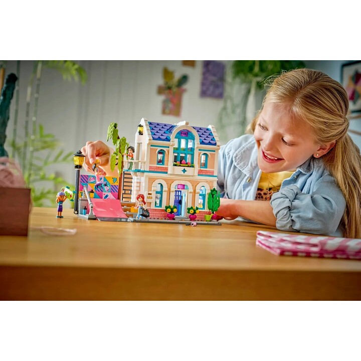 LEGO FRIENDS 42687 Lianns Familienhaus