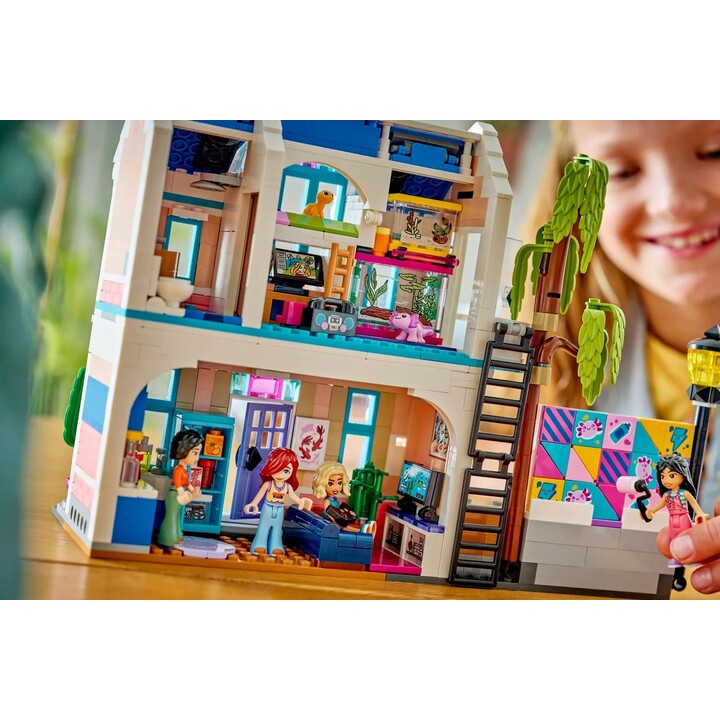 LEGO FRIENDS 42687 Casa da Família da Liann