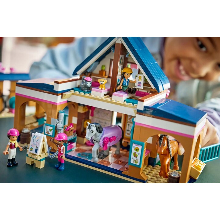 LEGO FRIENDS 42688 Scuderia e Accademia di equitazione
