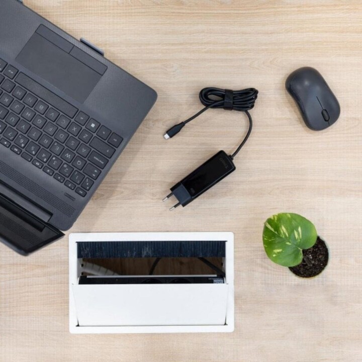 TooQ TQLC-USBCGAN100PD-C Caricatore USB-C GaN 100 W 1 porta di alimentazione 1,8 m Nero