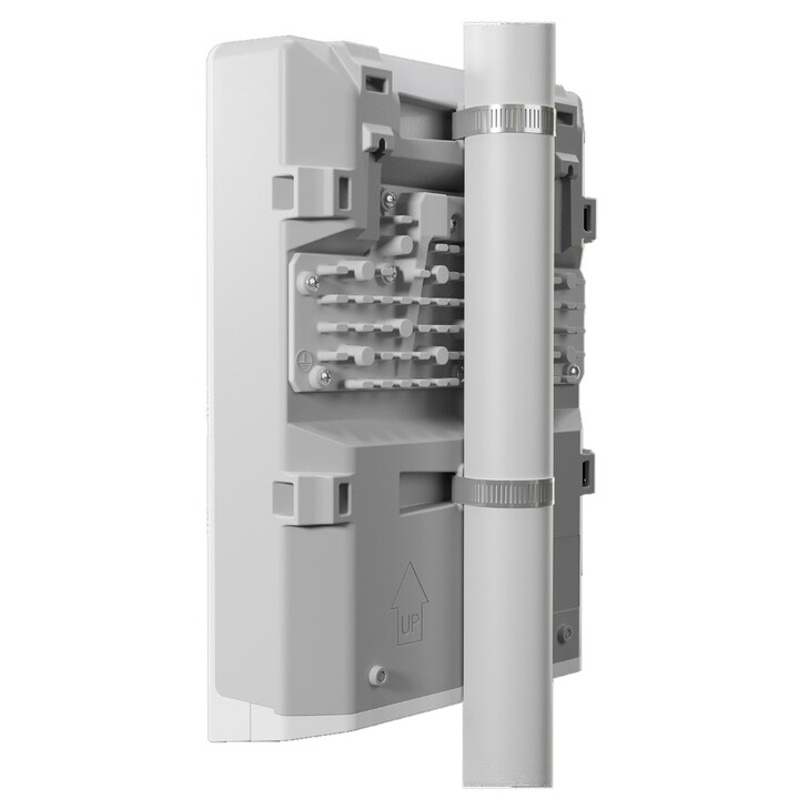 Switch Mikrotik Css610-1gi-7r-2s+out, Netpower, 8x RJ45 1000mb/s PoE, 2x SFP+