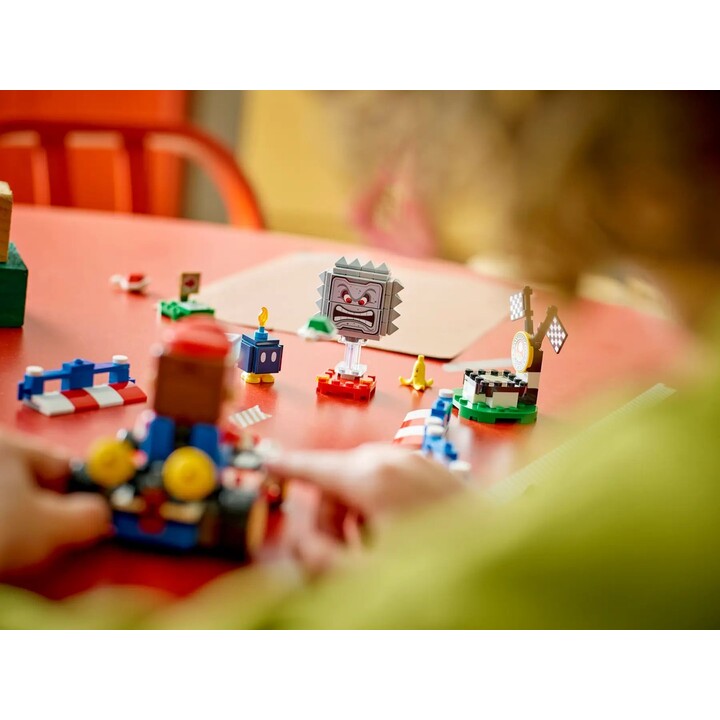 LEGO SUPER MARIO 72043 Mario Kart - Interactive LEGO Mario and Standard Kart