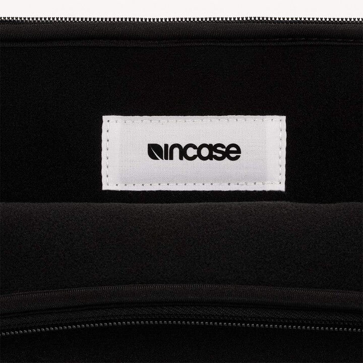 Incase Facet Sleeve per MacBook da 13 pollici in Twill riciclato grigio INMB100690-GRY