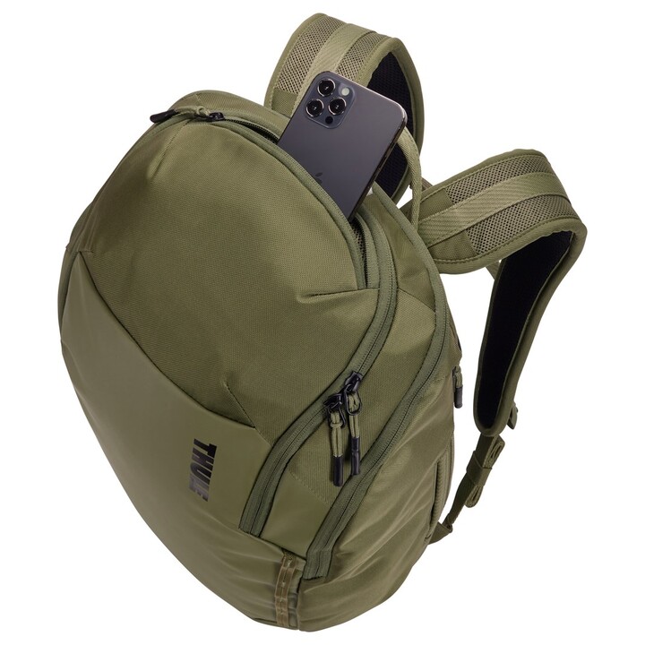 Mochila Thule Chasm TCHB215 Olivine, modelo casual, em poliéster cor oliva.