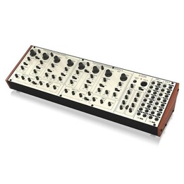 Behringer 2-XM Syntezator analogo al tipo desktop