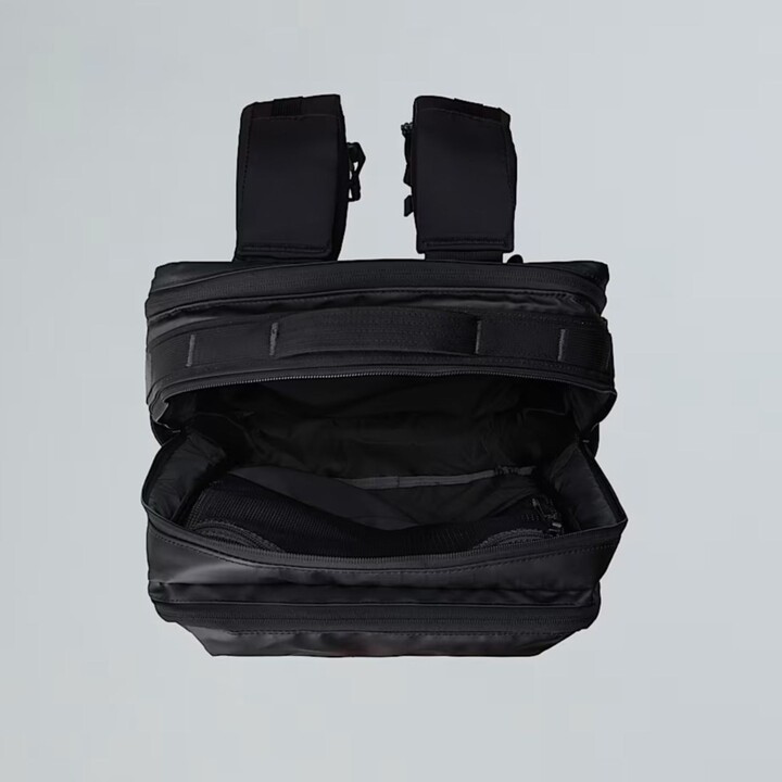 The North Face BASE CAMP VOYAGER DAYPACK Mochila Preta