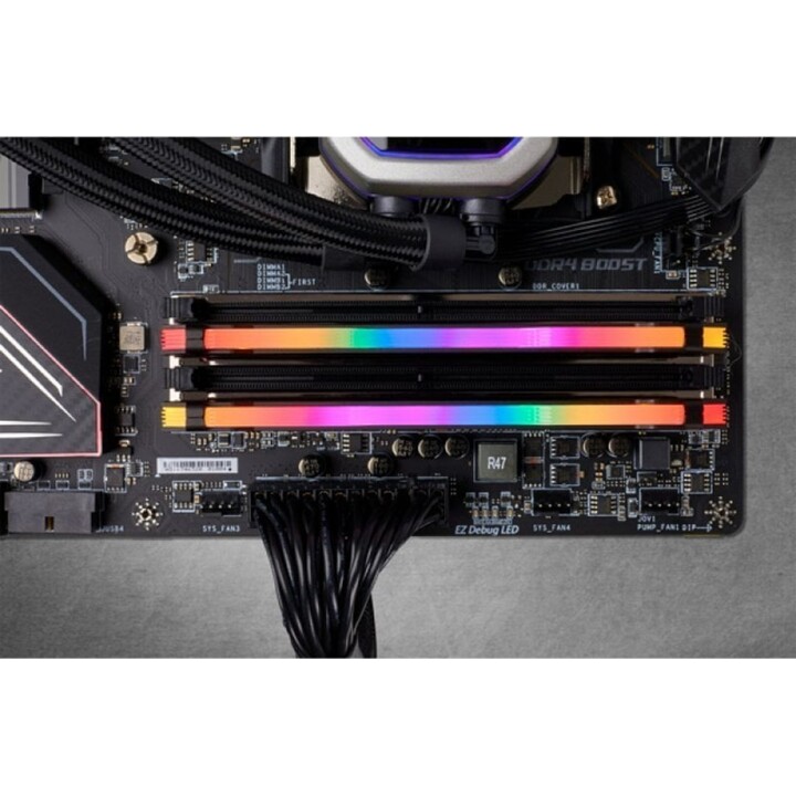 Kit 2 memorie RAM Corsair Vengeance RGB Pro DDR4 3200MHz PC4-25600 16GB 2x8GB CL16
