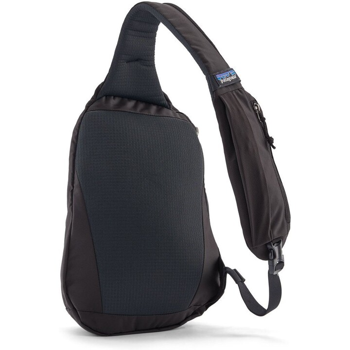 Patagonia Atom Sling 8L nero, zaino ergonomico con cinghia singola e finitura idrorepellente