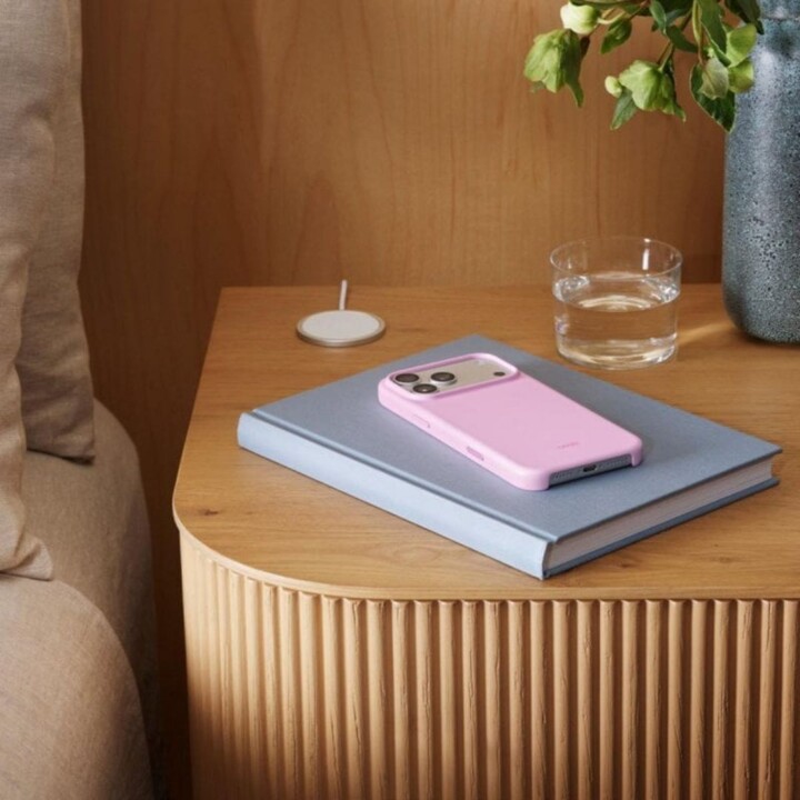 Coque Beats avec MagSafe et Camera Control pour iPhone 17 Pro Max Pebble Pink 6.9" Microfibre/Polycarbonate