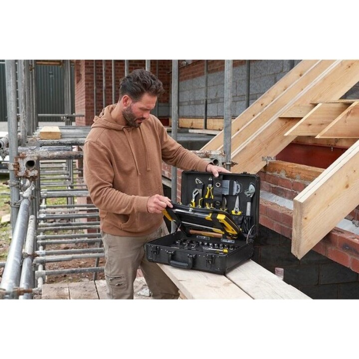 Stanley 98109STMT-1, Conjunto de ferramentas mecânicas 142 peças, estojo profissional durável, preto