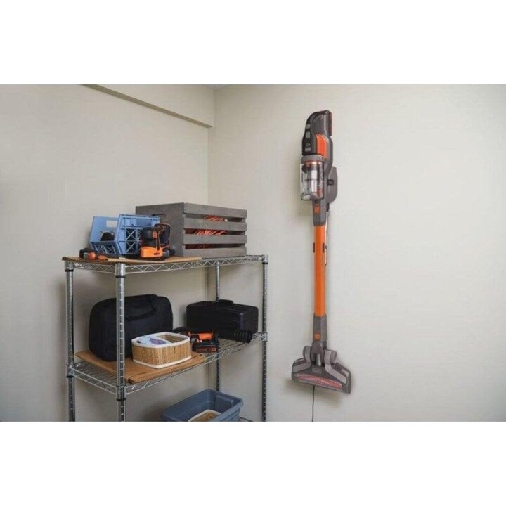 Black & Decker BHFEV182C 2-in-1 Cordless Vacuum Cleaner, 18V, 58 min Runtime, Filter