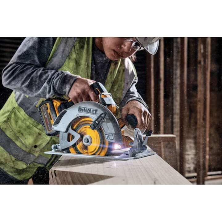 DeWalt Sierra Circular sin escobillas XR 18V Ø190mm FV Advantage sin cargador/batería