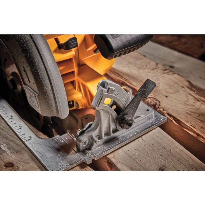 DeWalt Sierra Circular sin escobillas XR 18V Ø190mm FV Advantage sin cargador/batería