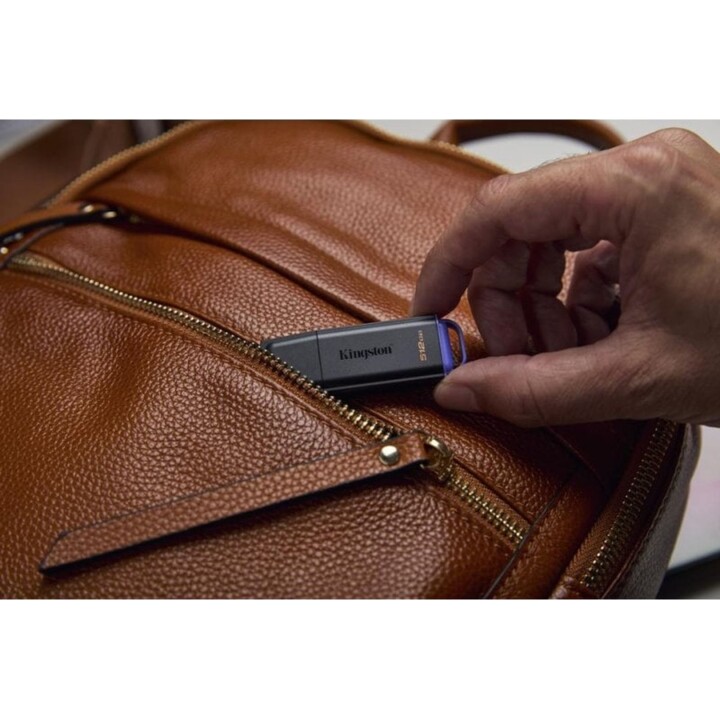 Kingston DataTraveler Exodia 512 GB di unità flash USB 3.2 Gen 1, nero e viola