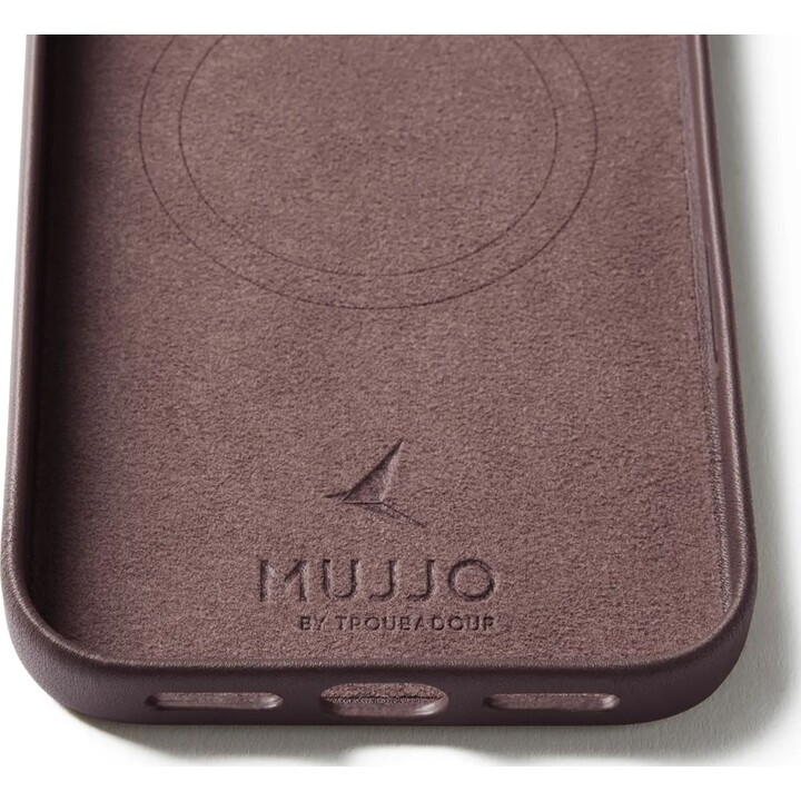 Mujjo Leather Case for iPhone 17 Pro Max – Enhanced Camera Protection Compatible with MagSafe – Bronze Red