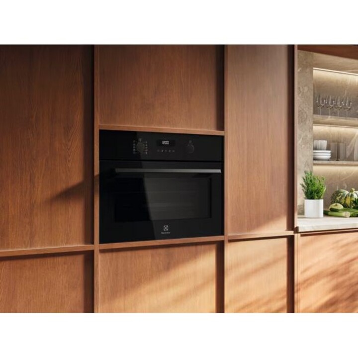 Forno a microonde ELECTROLUX LVM6E46Z