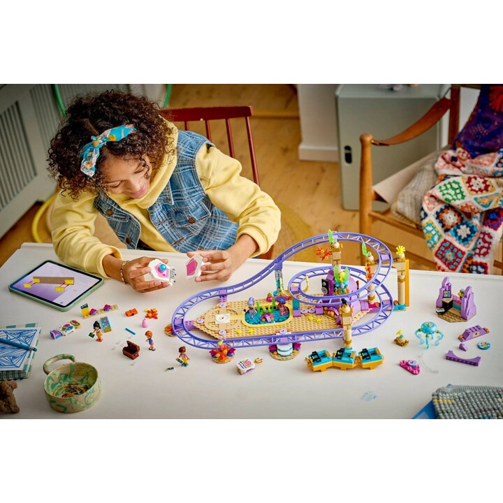 LEGO FRIENDS 42703 Eine Fahrt mit der Meerjungfrauen-Achterbahn