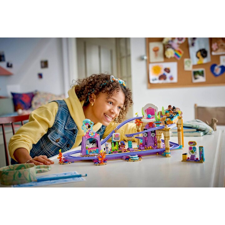 LEGO FRIENDS 42703 Eine Fahrt mit der Meerjungfrauen-Achterbahn