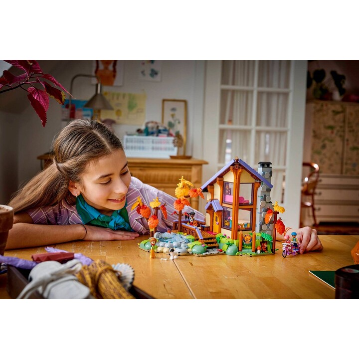 LEGO FRIENDS 42705 Accogliente baita nel bosco in autunno