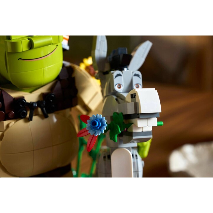 LEGO ICONS 72423 Shrek, l'Âne et le Chat botté