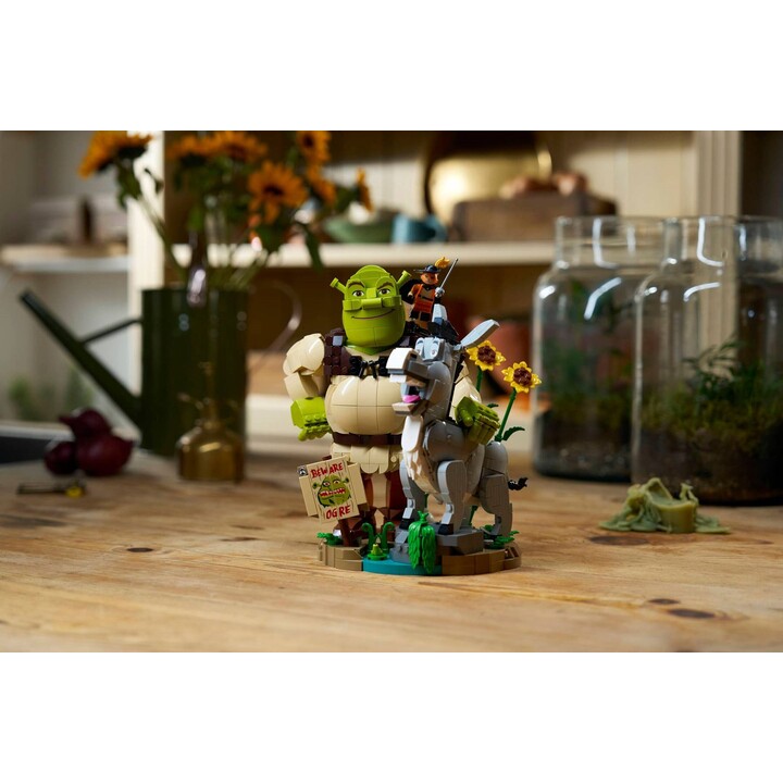 LEGO ICONS 72423 Shrek, l'Âne et le Chat botté