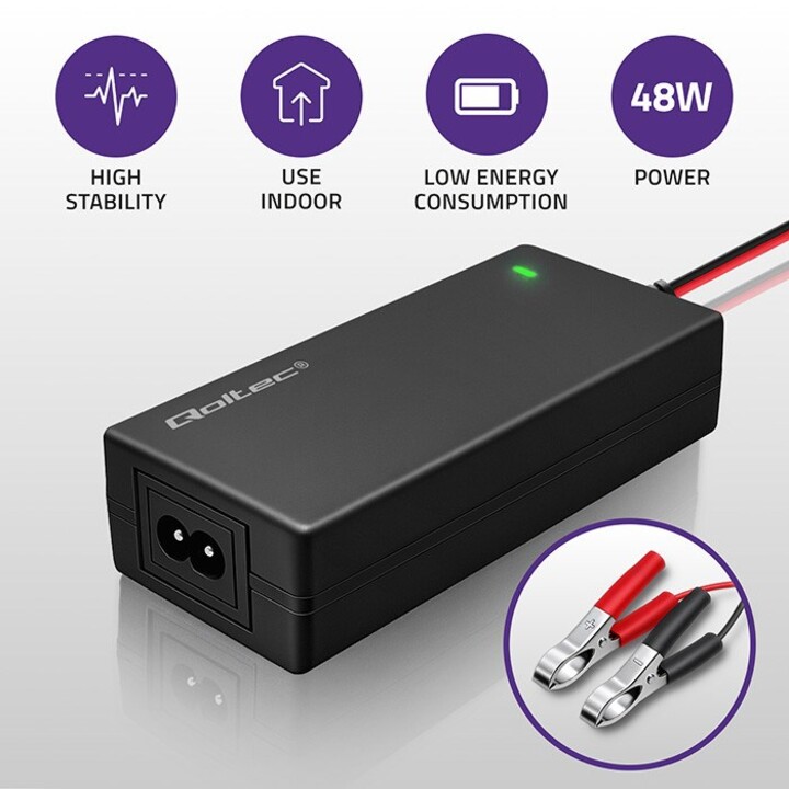 Caricabatterie automatico Qoltec 52665 per batterie AGM GEL STD | Caricabatterie 24V | 2A | 48W | LED | Cavo da 1,8 m