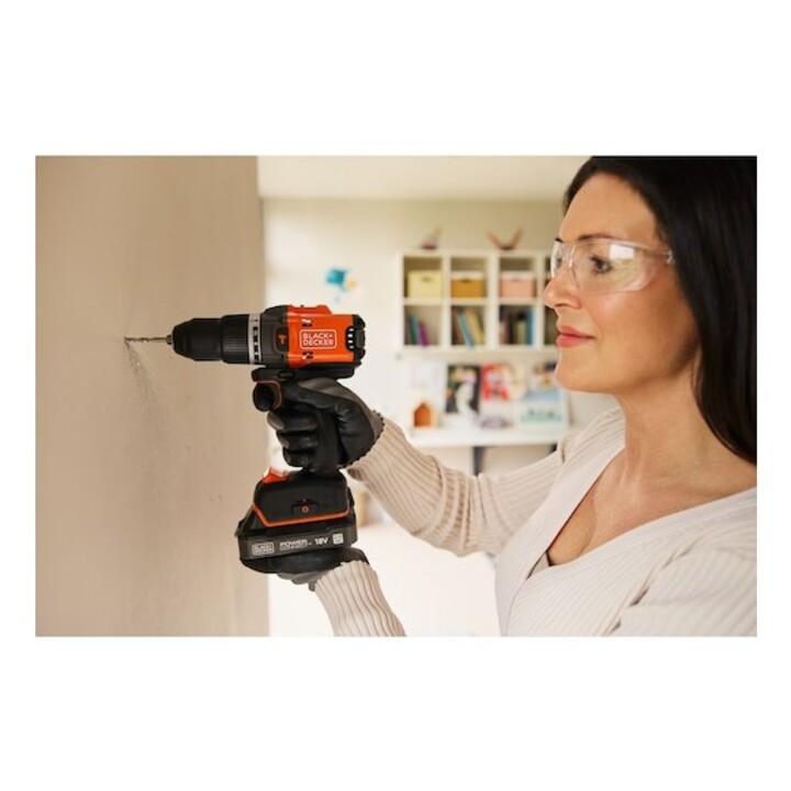 Black & Decker BLD683XN-XJ perceuse 1800 tr/min 1 kg Noir, Orange